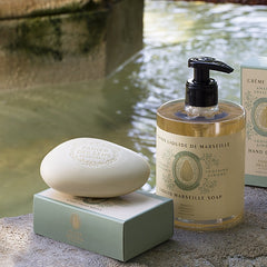 Luxury Bathroom Accessories & Decor Items image