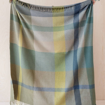 Recycled Wool Throw in Green Oversized Patchwork Check